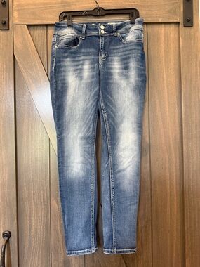 Indigo Rein Women's Straight Leg Jeans - Faded Medium Blue